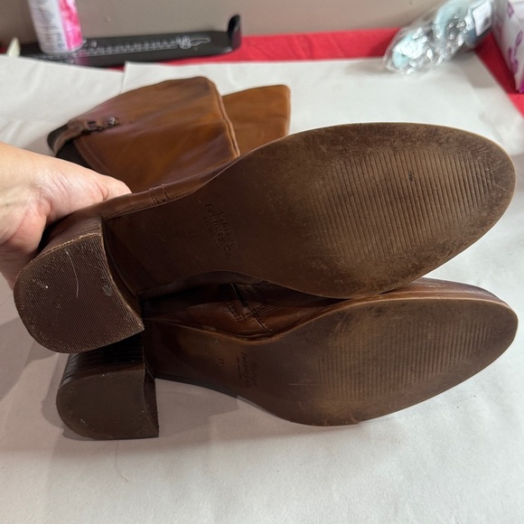 Elegant brown Leather Heeled Boots - Picture 3 of 6